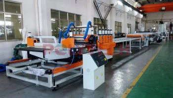 Feuille creuse en plastique faisant la machine